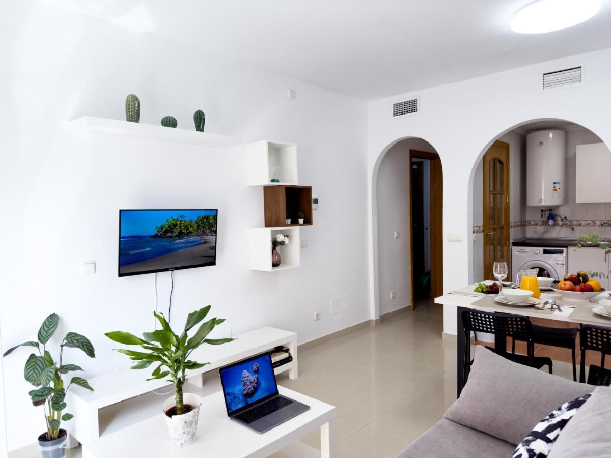 Playa Sun Apartment San Luis de Sabinillas Ngoại thất bức ảnh