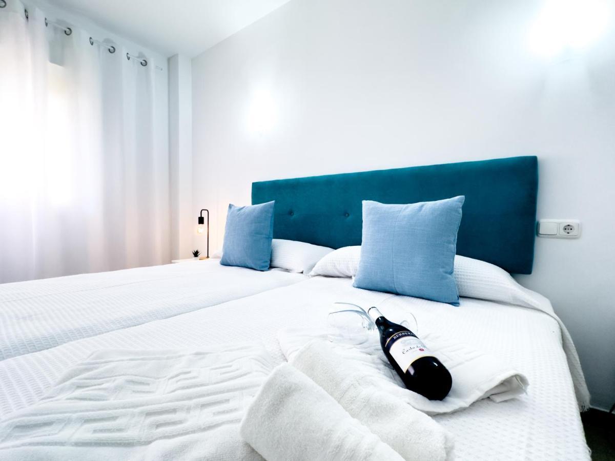 Playa Sun Apartment San Luis de Sabinillas Ngoại thất bức ảnh